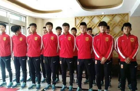 女大学生的秘密工作